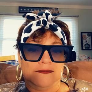 Meet your Posher, Donna